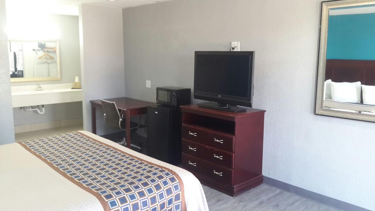 Paris Inn And Suites Eksteriør billede